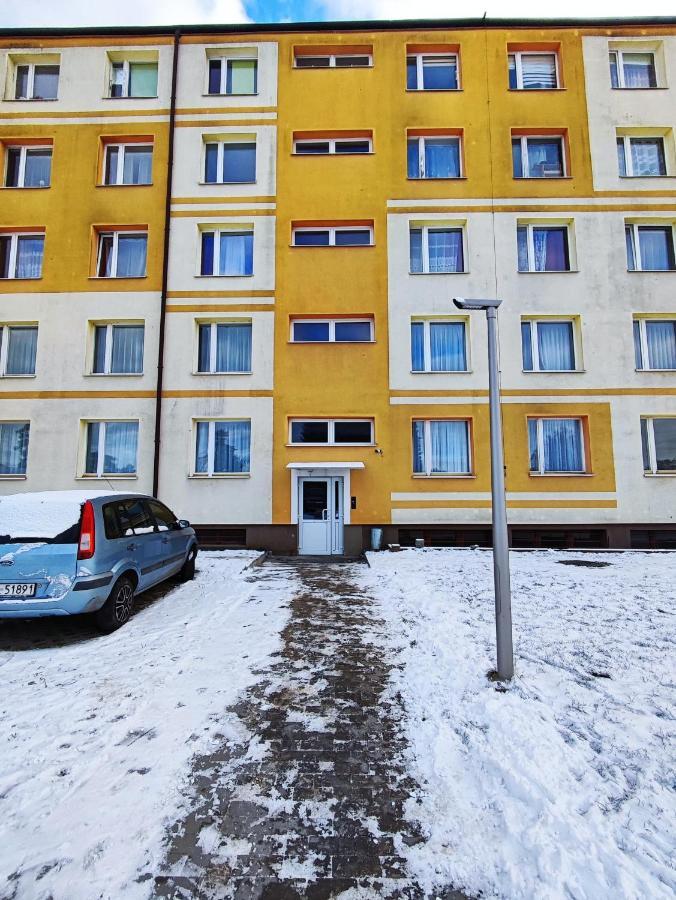 Хостел Plonia Economy Щецин Экстерьер фото